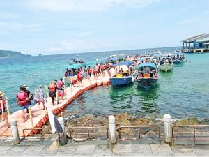 Crowded Jetty During Peak Season At Tioman Island